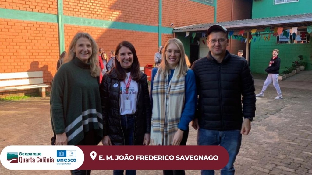 Equipe do Geoparque realiza visitas nas escolas do território convidando para a V Jornada de  Formação de Professores